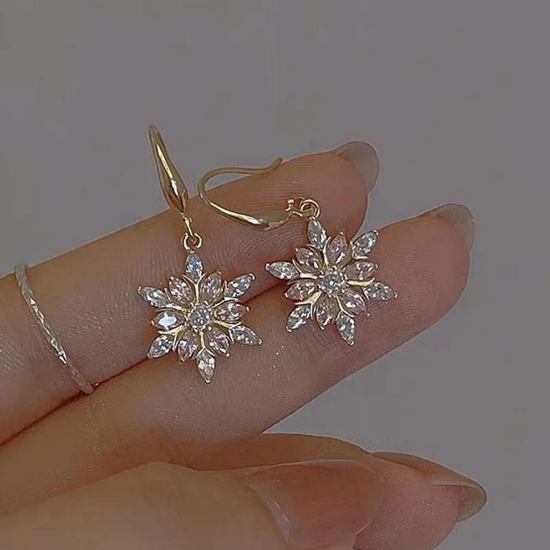 Luxury Rhinestone Snowflake Drop Earrings For Women Elegant Long Tassel Pearl Flower Earring New Year Birthday Jewelry Gifts