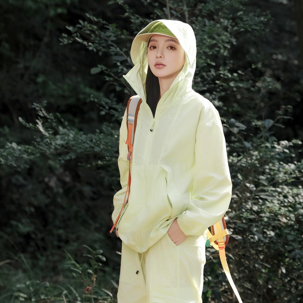 1011 summer new outdoor mountain light and quick-drying nylon ice silk men's and women's skin clothes breathable hiking sunscreen clothes