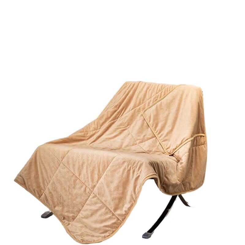 BOSS Warm Fleece Cushion Quilt