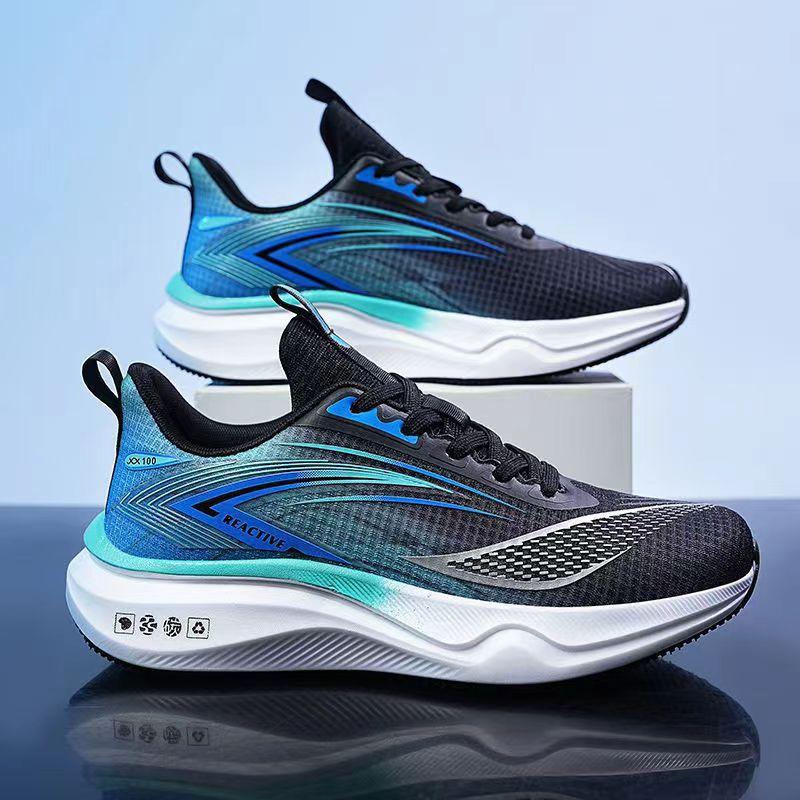 

New men s shoes are comfortable and versatile, lightweight sports shoes, fly-woven mesh breathable casual shoes, fashionable running shoes 39