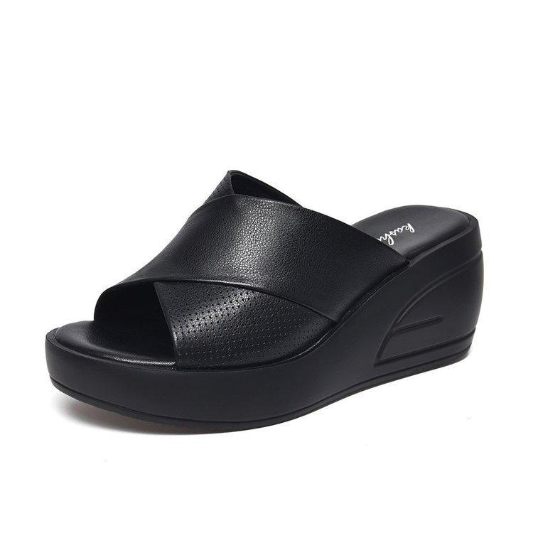 Muffin Thick-soled Soft Leather Sandals Women's 2025 Summer New Wedge Heel Slippers Heightened Soft-soled Fish Mouth Outer Slippers