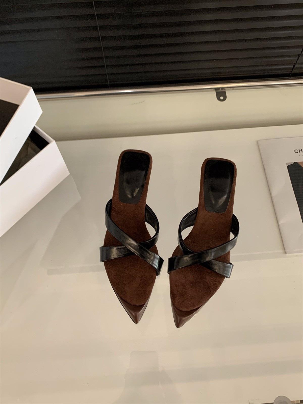 

Wedge heel high heel cross word slippers women s shoes wear 2025 new summer skirt leopard print Roman sandals 35