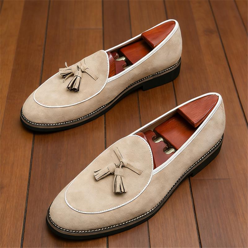 Fashion New Wedding Dress Suede Leather Shoes for Men Tassels Driving Shoes Prom Homecoming Party Oxfords Footwear Zapatos