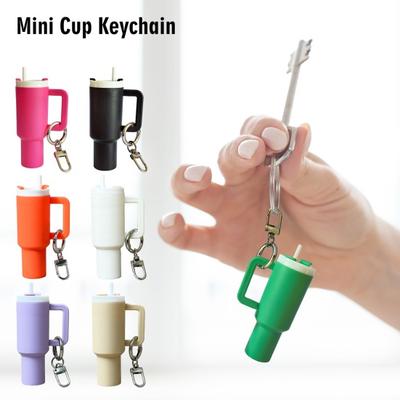 Mini Portachiavi Tumbler Design Compatto Mini Portachiavi Tazza d'Acqua Staccabile Rossetto