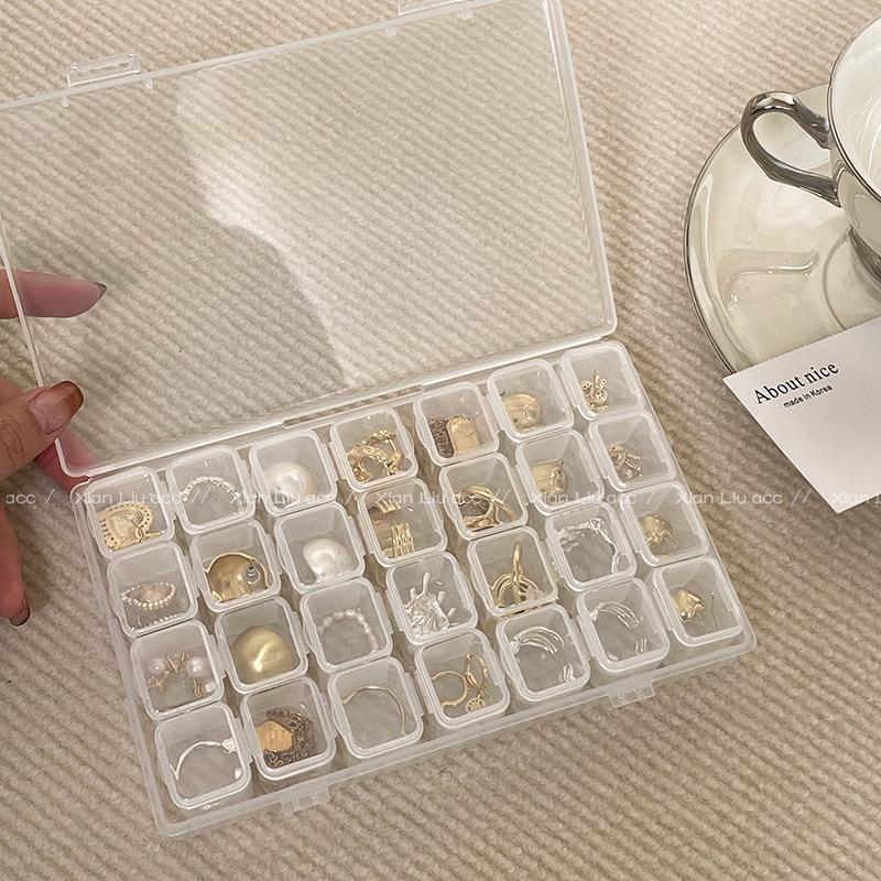 

2025 Stylish Detachable Anti-Oxidation Grid Jewelry Storage Box