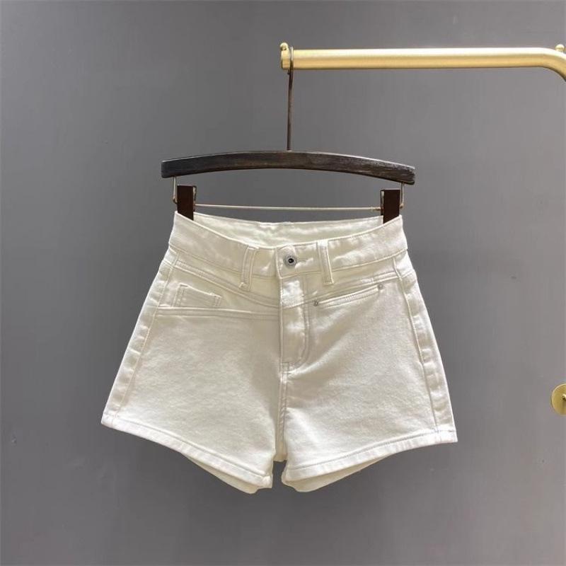 Korean Style Women's Off-White High-Waisted Denim Shorts - Spring/Summer 2026 New Arrival, Simple and Slimming Casual Fit