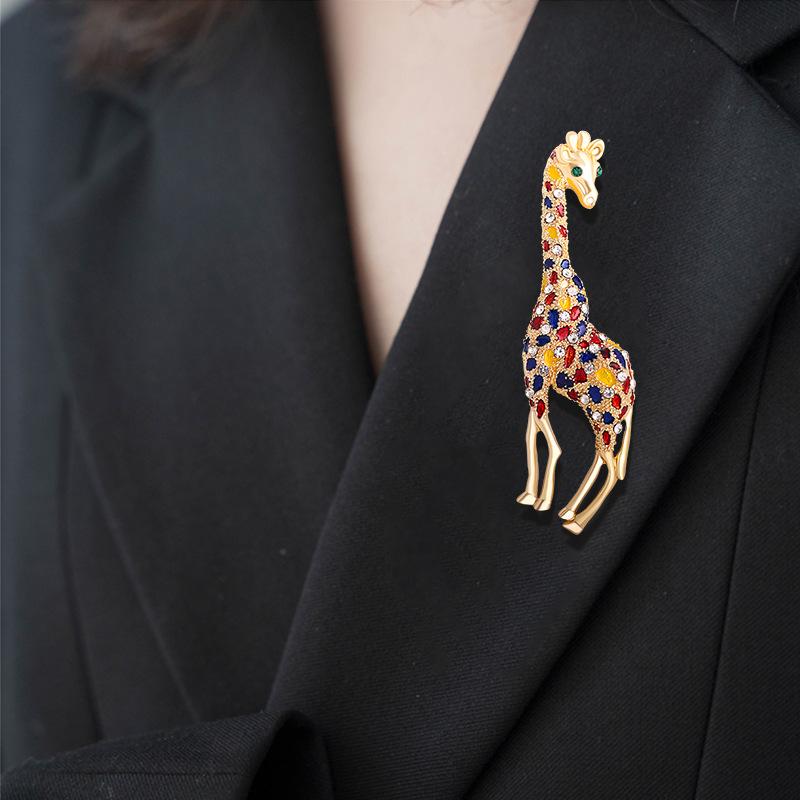 Corsage, Fashion Alloy Rhinestone Giraffe Brooch Women's Clothing Pin Diamond Set Suit Accessories Brooch