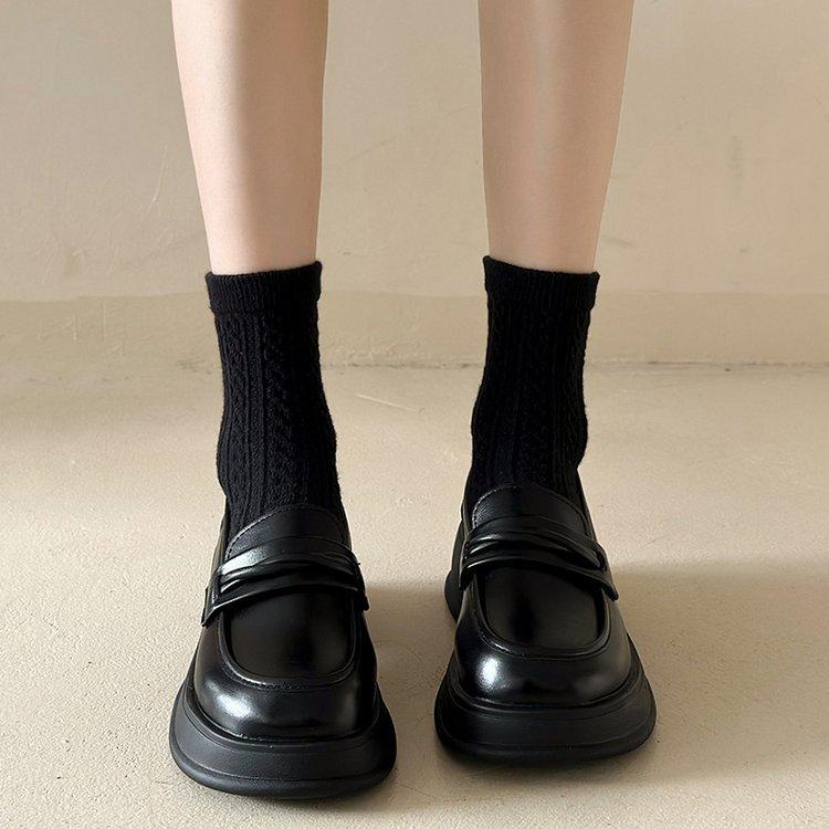 Round Head Versatile Retro Black Platform Small Leather Shoes Women's 2025 New Autumn French Thick Heel One-pedal Loafers