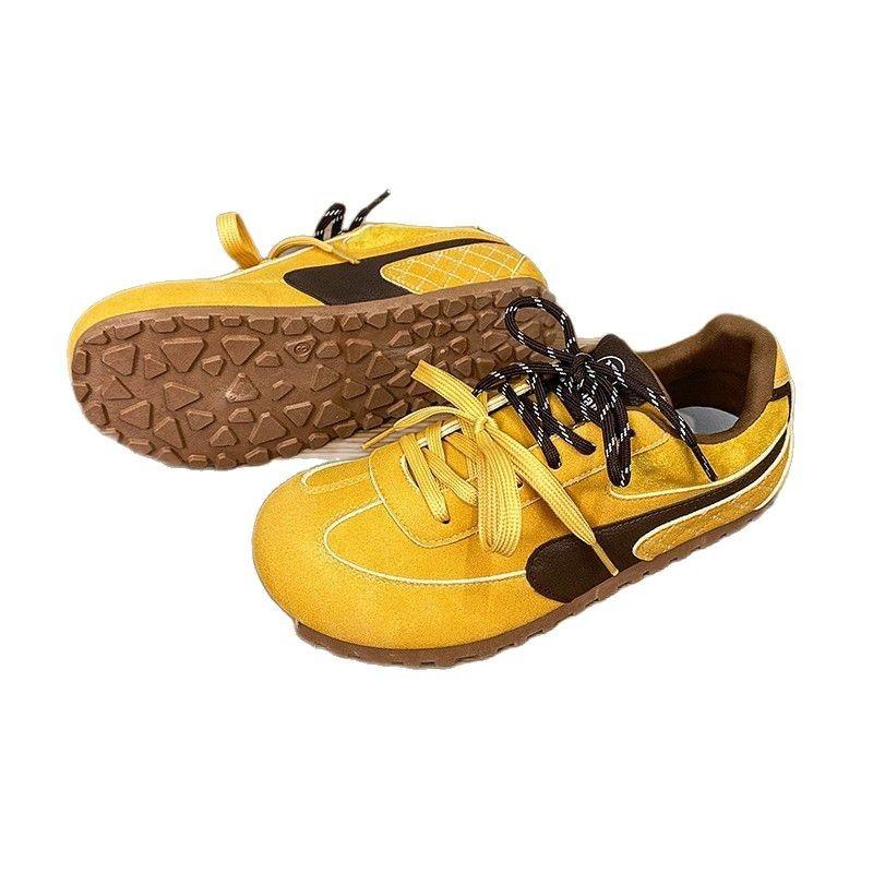 Niche women's spring and autumn new flat-bottomed fashion retro original versatile sports and leisure shoes