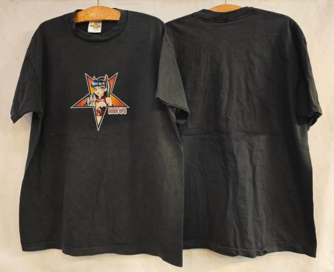 Vintage Hook-ups Devil Girl Skater Center Logo 90s Y2K Size L T-Shirt REPRINT M