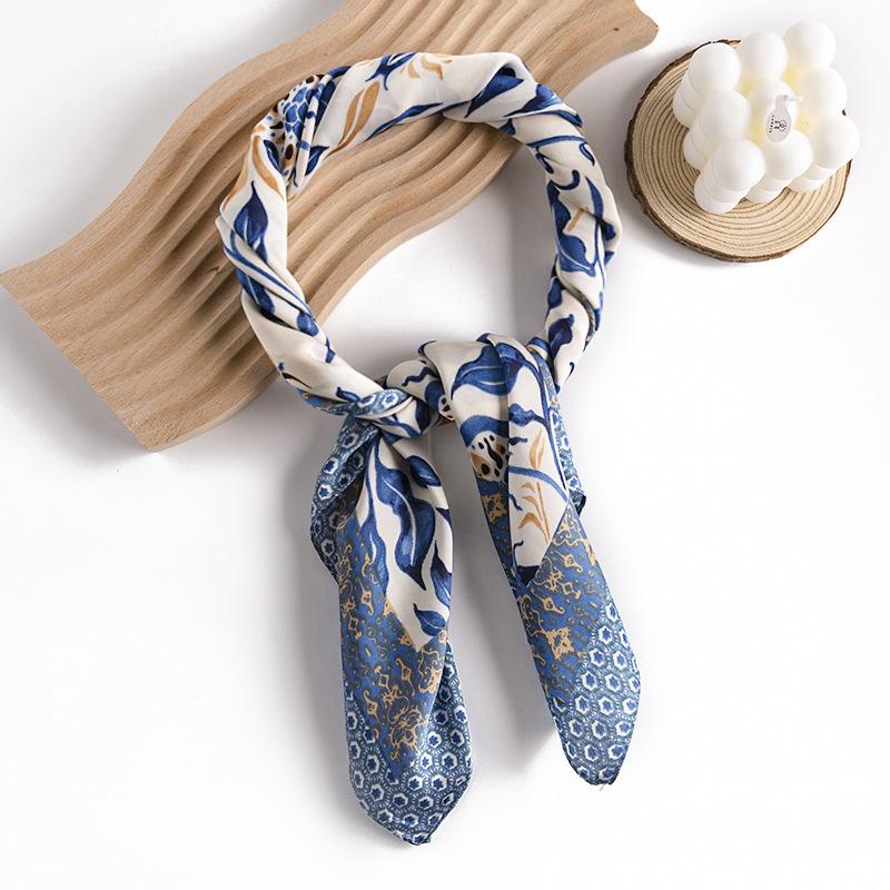 Geometric Flower Small Square Scarf For Women, Fresh And Sweet Professional Attire, Fashionable Color Matching Simulated Silk Scarf, Headscarf