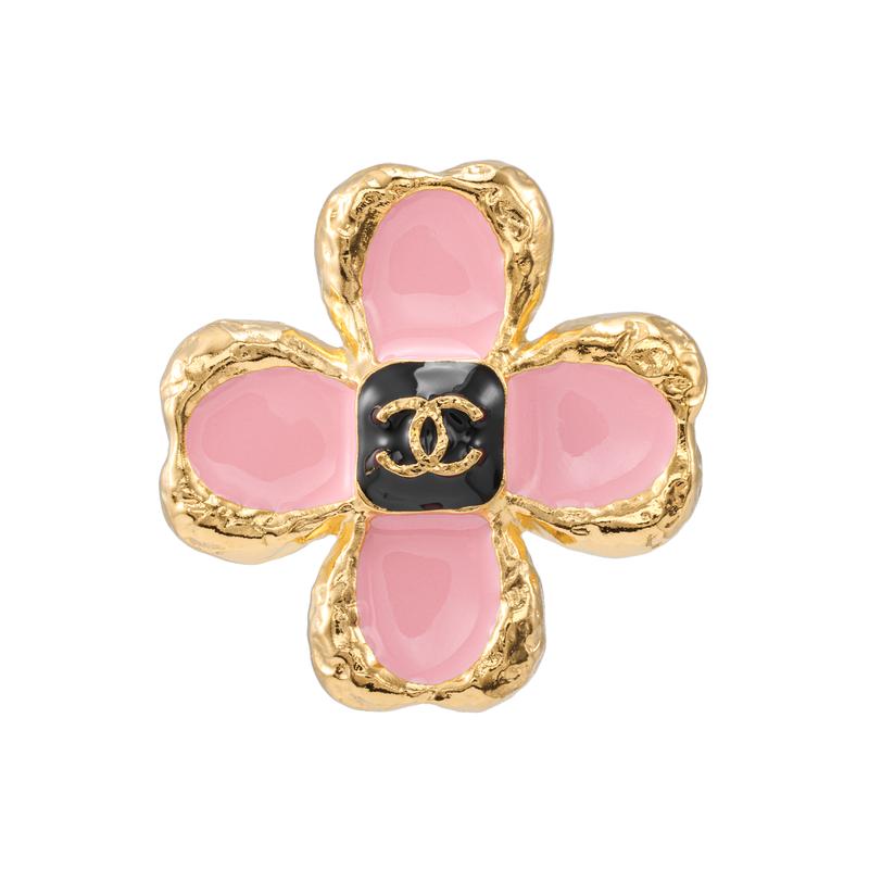 Chanel [23K New Products] Classic Double C Pink Flower Metal Metal Stud Earrings Women's Pink