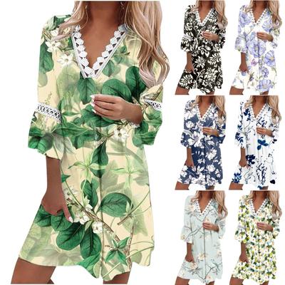 Modisches Damen-Kleid mit V-Ausschnitt, bedruckter Spitze, Patchwork, Bohemian-Stil, lässiges Resort-Kleid