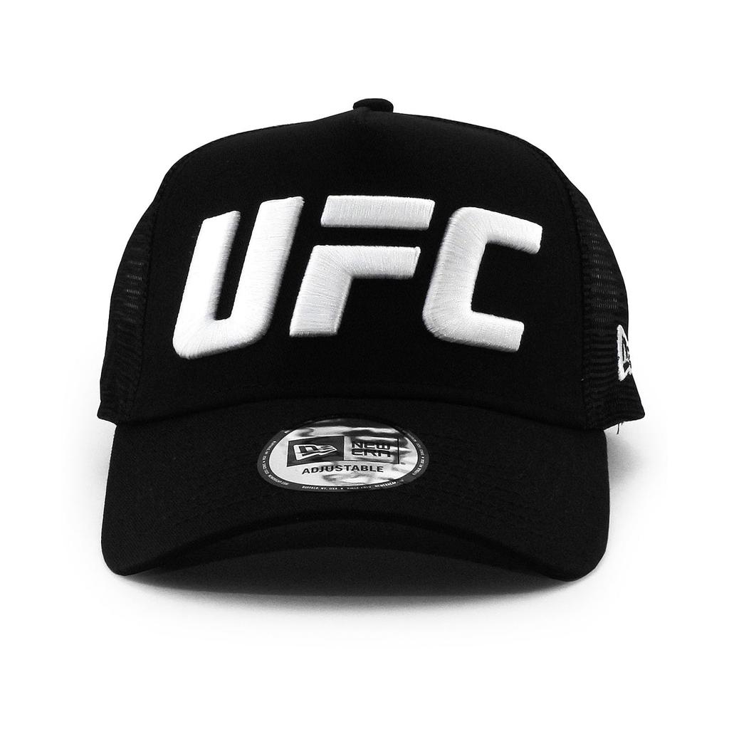 New Era Șapcă tip Trucker UFC cu plasă, într-o colaborare cu organizația de arte marțiale mixte. Mărime reglabilă pentru bărbați și Snapback E-FRAME Negru, UFC.