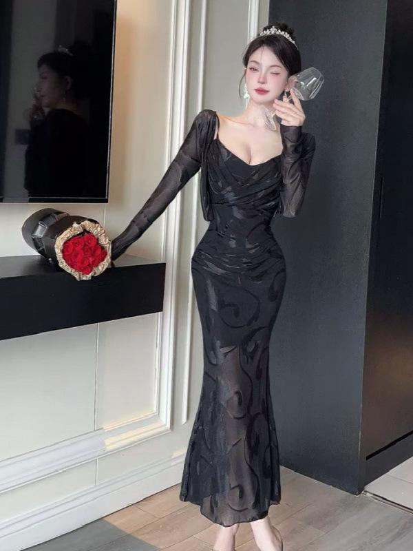 Elegantes Nachtclub-Temperament Cardigan & Sexy Träger-Abendkleid Set