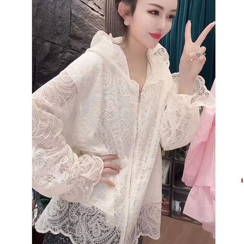 

Женская темпераментная кружевная куртка с капюшоном - Весна 2025, европейский стиль, средней длины, больших размеров XL грязно-белый