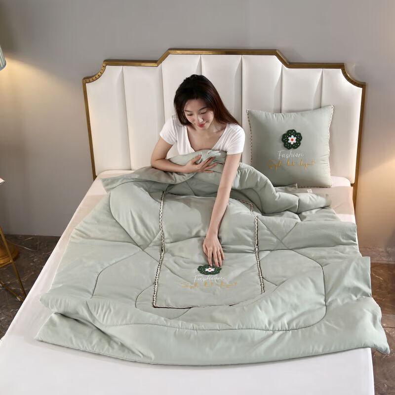 YEKEROLAN Freesia Embroidered Cushion Blanket