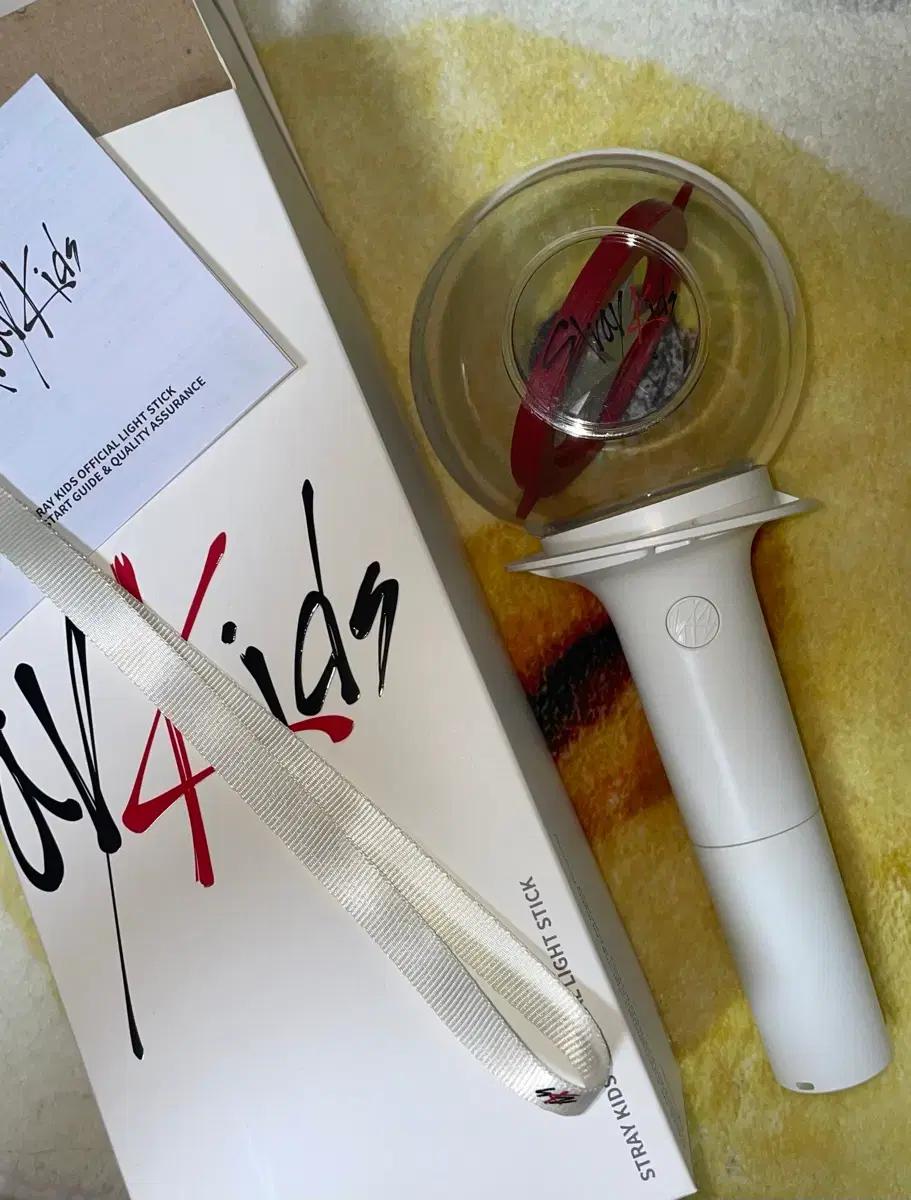 STRAY KIDS Official Cheering Stick (Old Needle Bar Full Box) Used