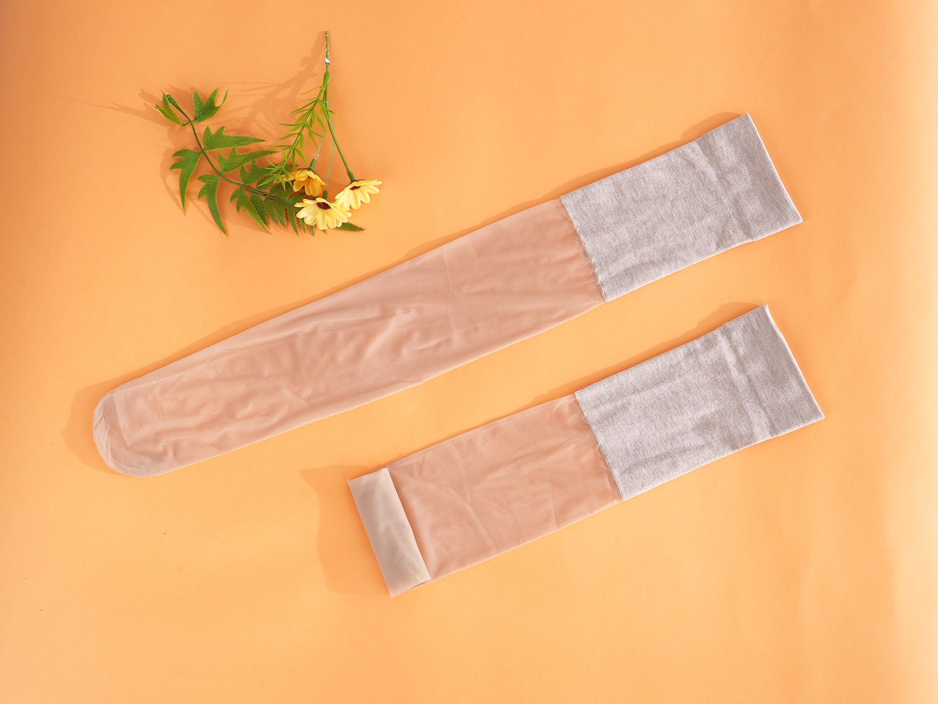 

Ультратонкие женские нескользящие летние чулки выше колена One size (80-140 catties)