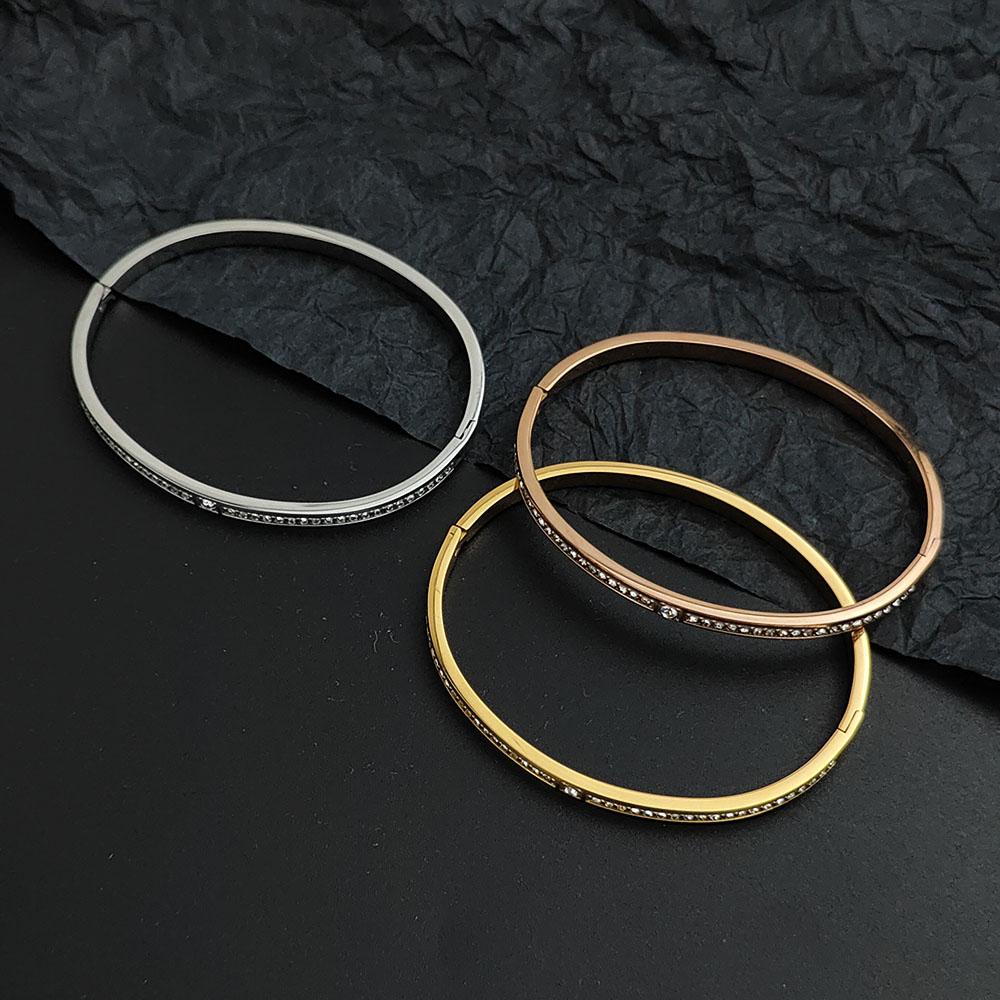 Charming Star Zircon Gold-plated Stainless Steel Women's Bracelet, Waterproof and Rust-free, Worn By Couples