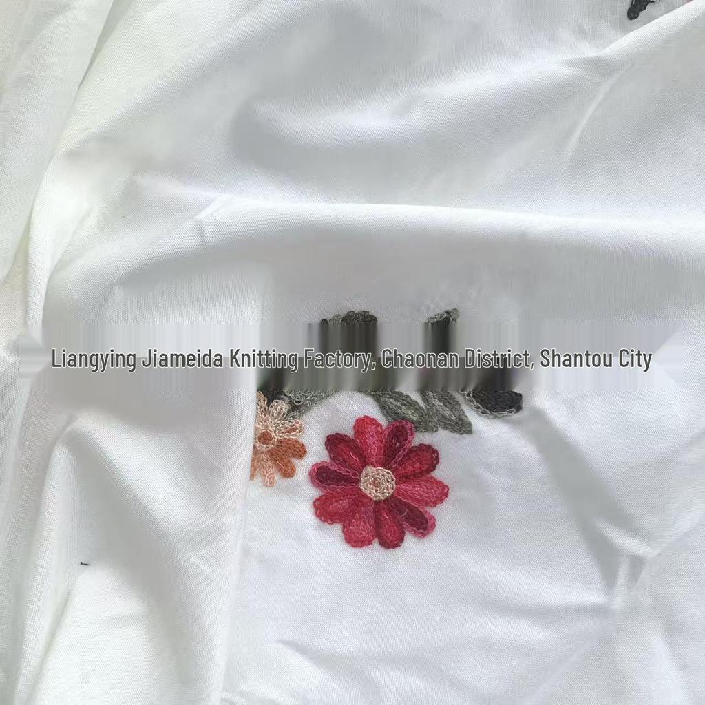 Damenbekleidung & Kinderhandtaschen: Helles Aprikot TC-Baumwolle mit bestickten kleinen Blumen