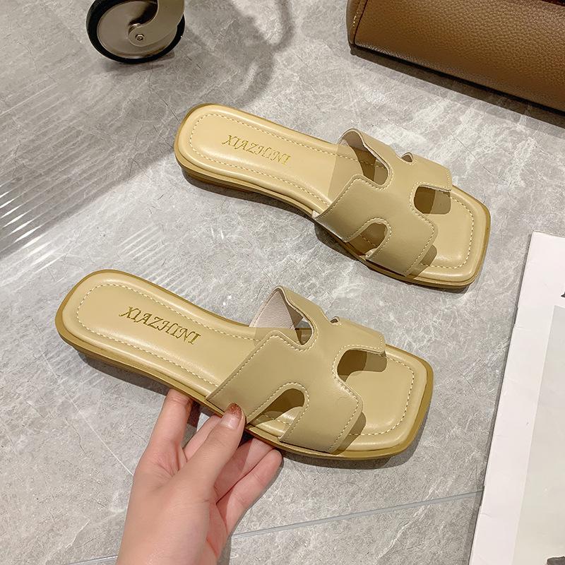 

Тапочки женские для улицы летние новые модные универсальные на плоской подошве на перемычке с мягкой подошвой темпераментные крутые тапочки 40 жёлтый