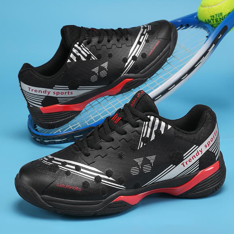 New badminton shoes are light, breathable and comfortable casual tennis sports shock-absorbing table tennis shoes
