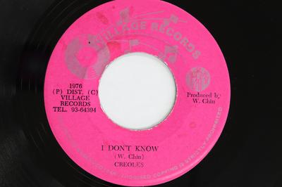 7inch Record CREOLES  I Dont Know  Version NONE VILLAGE RECORDS 1976 Jamaica Reggae Ska  Dub Used