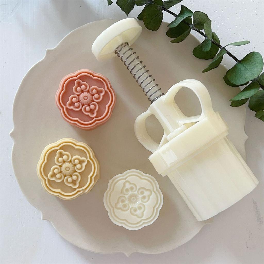 50g Window Grilles Shaped Plastic Mooncake Stamps DIY Mooncake Moulds DIY Baking Mooncake Tools for Mid-Autumn Festival