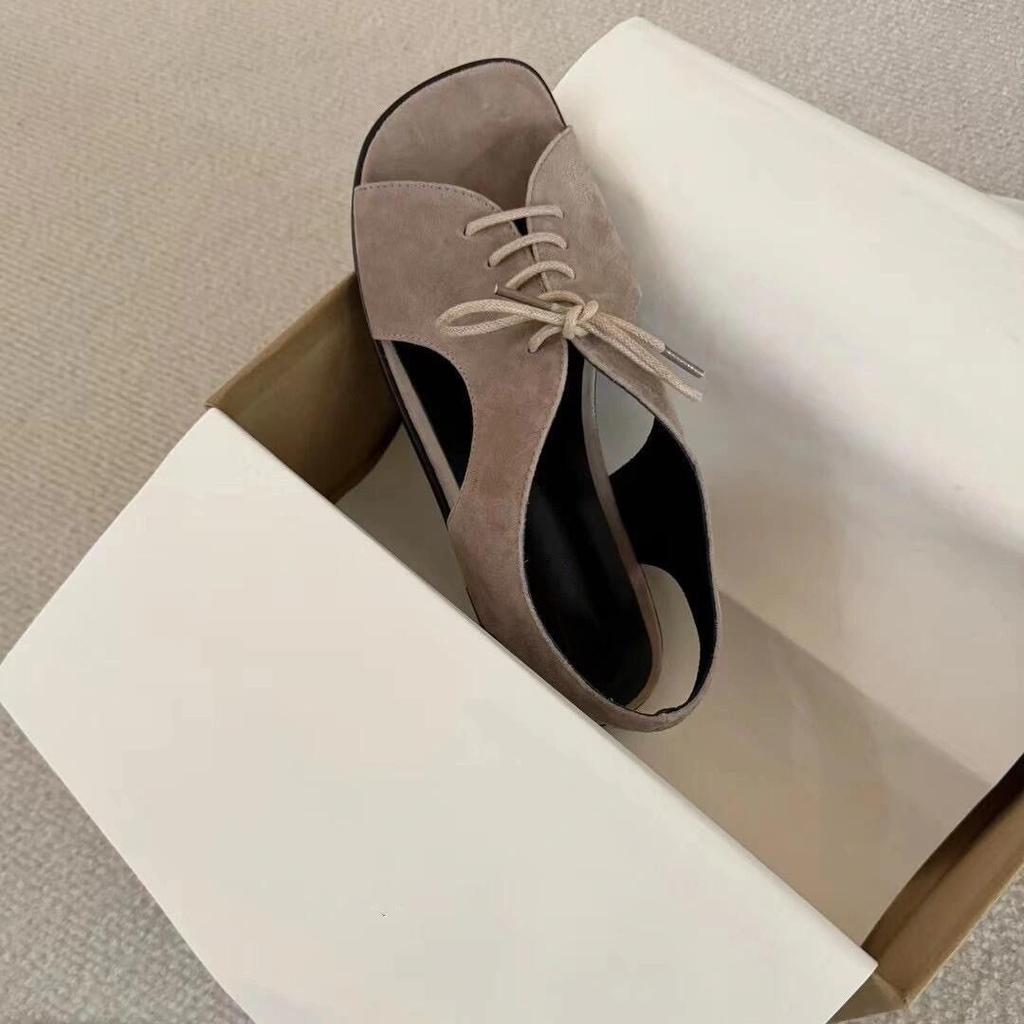 2025 summer new open-toe straps flat-bottomed niche sandals fashionable versatile retro outerwear lace-up sandals women