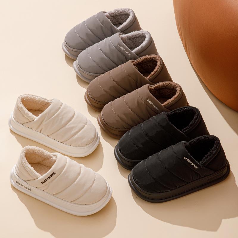 Winter Cotton Slippers for Men, Warm and Plush for Outdoor Wear, Waterproof and Anti Slip Cotton Slippers for Women, Suitable for Home and Indoor Use