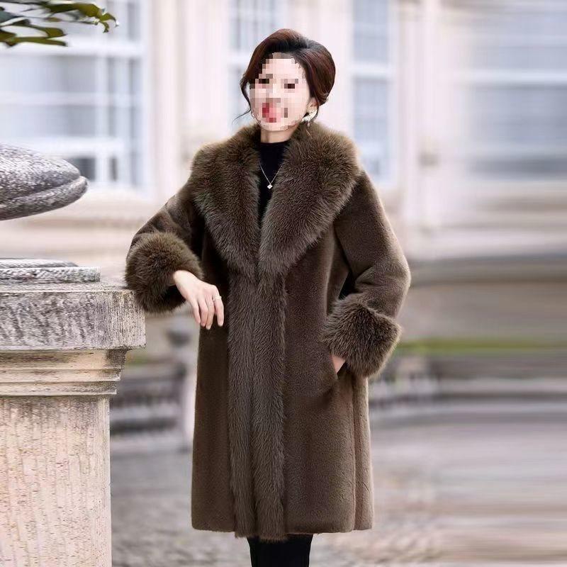 Imitation Mink Fur One-piece Coat, Imitation Fox Fur Collar, Extended Imitation Fur Coat