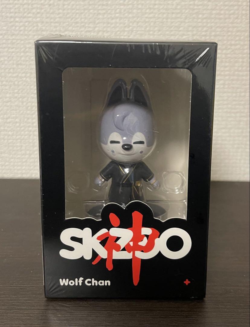

[USED] straykids SKZOO Wolf Figure God Menu