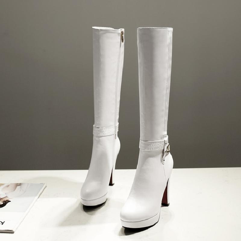 Europeiska och amerikanska mode högklackade höga stövlar för kvinnor, tjockklackade tjocksulade riddarstövlar för kvinnor, höst och vinter rundnosade vita