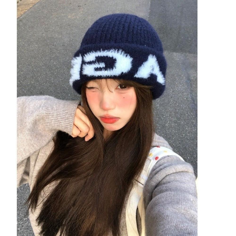 Ear Protection Knitted Beanie Hat Polyester Warm Earflap Beanie Hat For Women