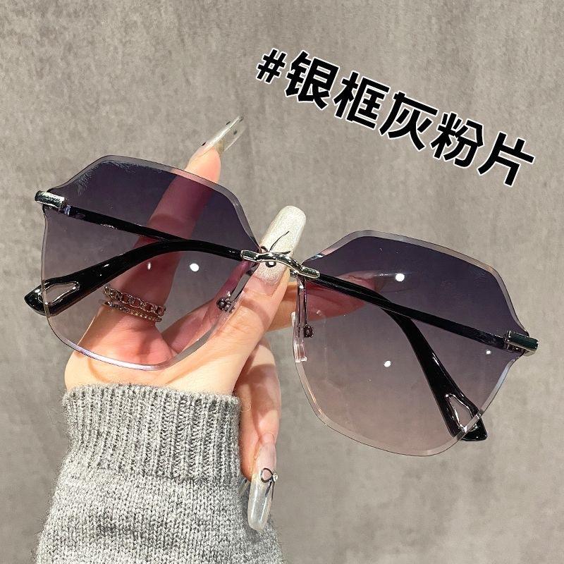 Vintage Round Sunglasses for Women Men Polygon Sun Glasses Female Circular Eyewear for Male Female Eyeglasses
