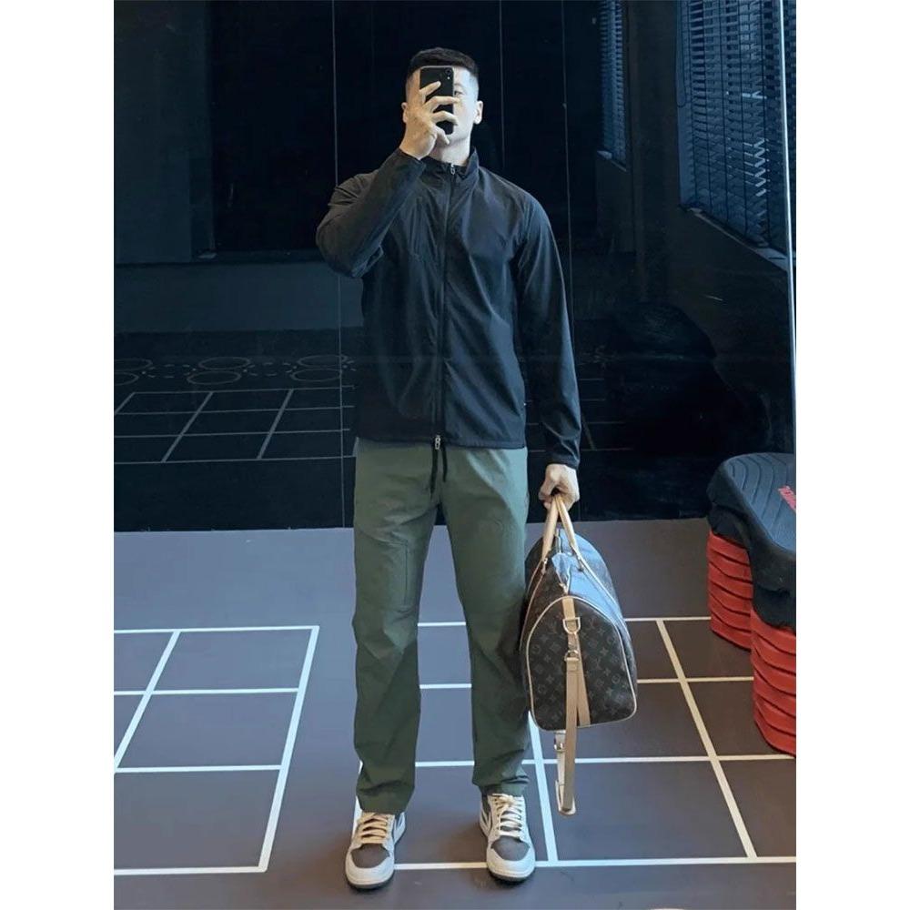 Frühling Sommer Outdoor Amerikanische Eisseide Dünne Sport Sonnenjacke Herren Langarm Atmungsaktiv Lässiger Mantel