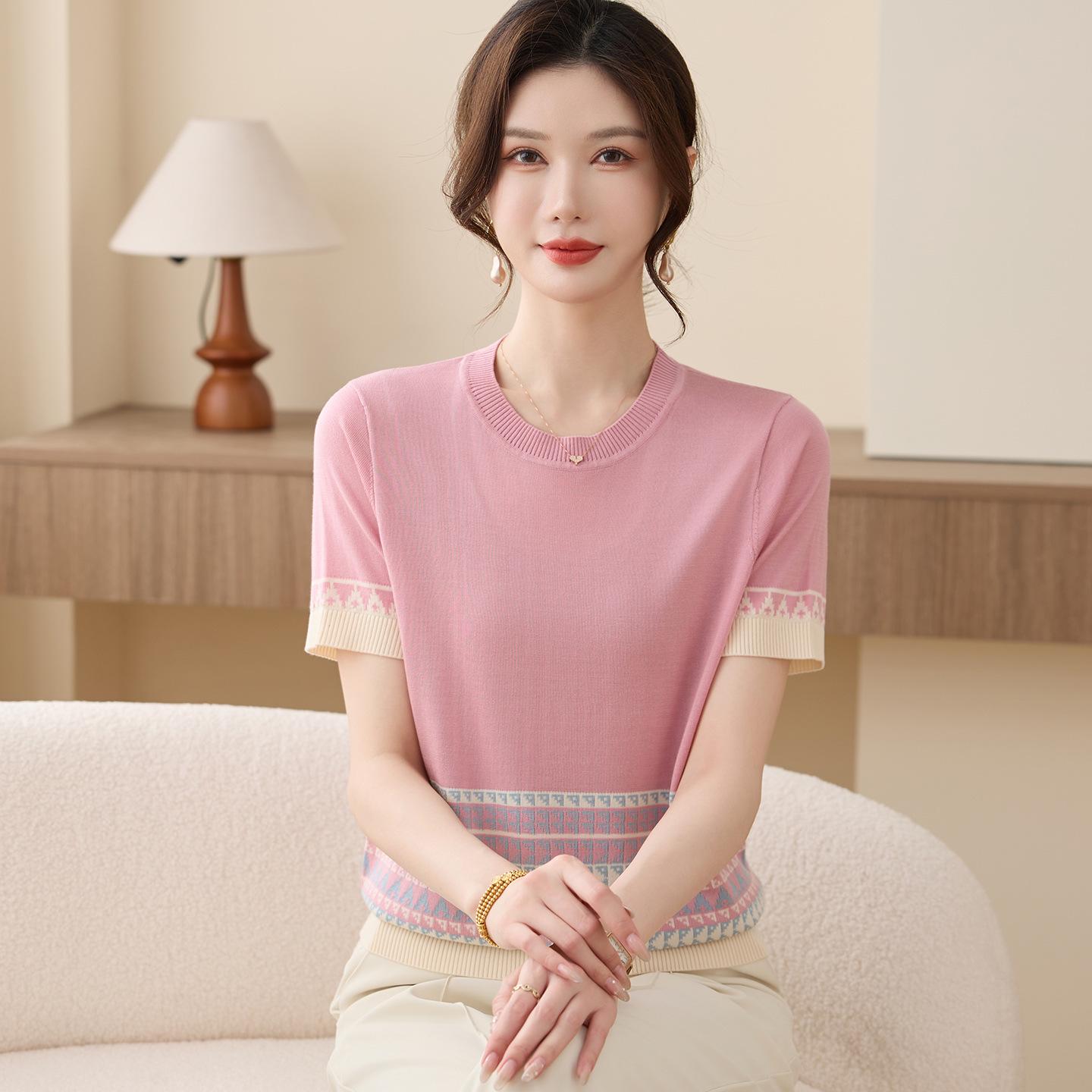 

Mom s Summer Ice Silk T-Shirt: Elegant New Style for Middle-Aged Women 4XL (recommended 135-150 lbs) розовый
