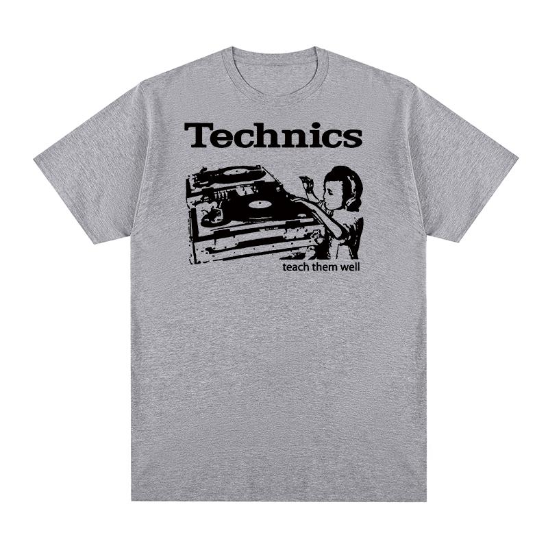T-shirt Technics insegnali bene Giradischi DJ Musica House Techno Elettronica Cotone T-shirt Uomo Nuova Maglietta Top Donna