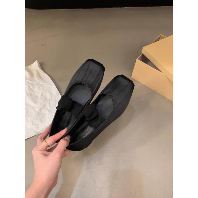 Flat-bottomed French Evening Breeze Gentle Single Shoes Women's Shoes 2025 New Summer Satin Square Head Ballet Ladyshoes