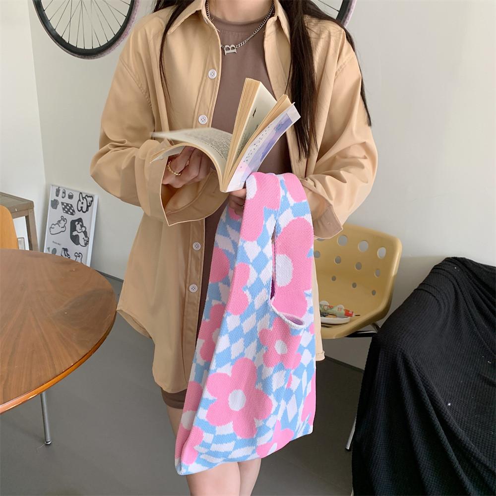 Floral Trendy Woven Knitted Clutch Bag In Soft Polyester For Outings Casual