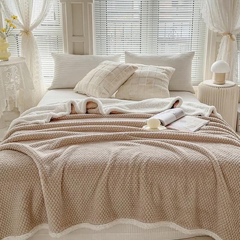 OEING Nordic Style Faux Rabbit Velvet Blanket