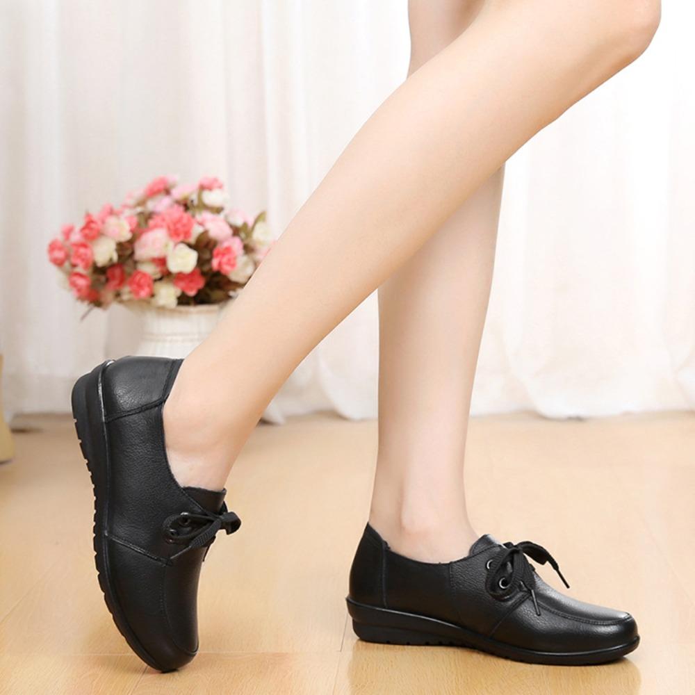 Loafers for Woman New Soft Soled Casual Women's Shoes Flat Soled and Lightweight Women's Leather Shoes Black