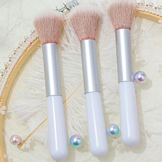 Blush Brush Thick Aluminum Tube Long - Term Use Beauty Tool Fashionable Beauty Tool For Party