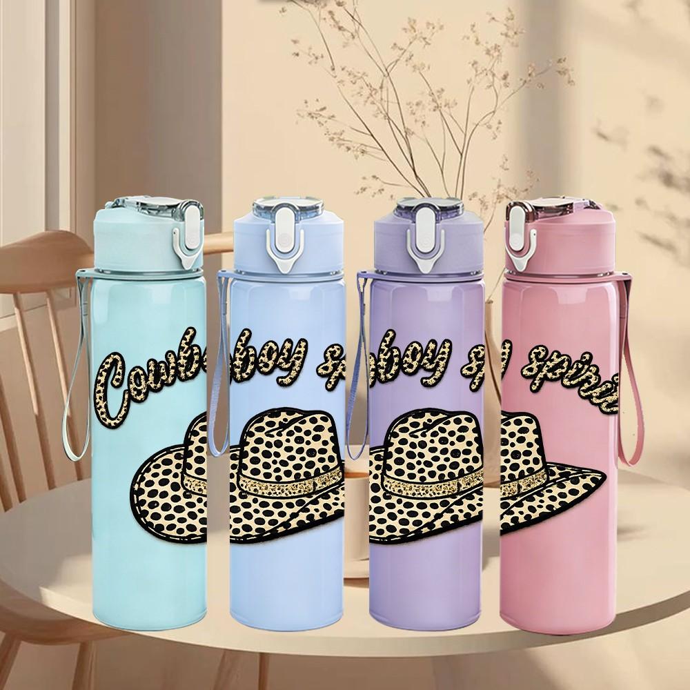 1PC Cowboy Boots Hat Western Style Print 750ml Color Plastic Sports Water Bottle Leakproof Flip Straw Lid Suitable for Sports Office Home Use