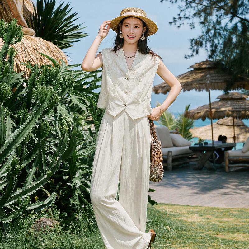 Women's V-Neck Lace Vest and Linen Blend Pants Set