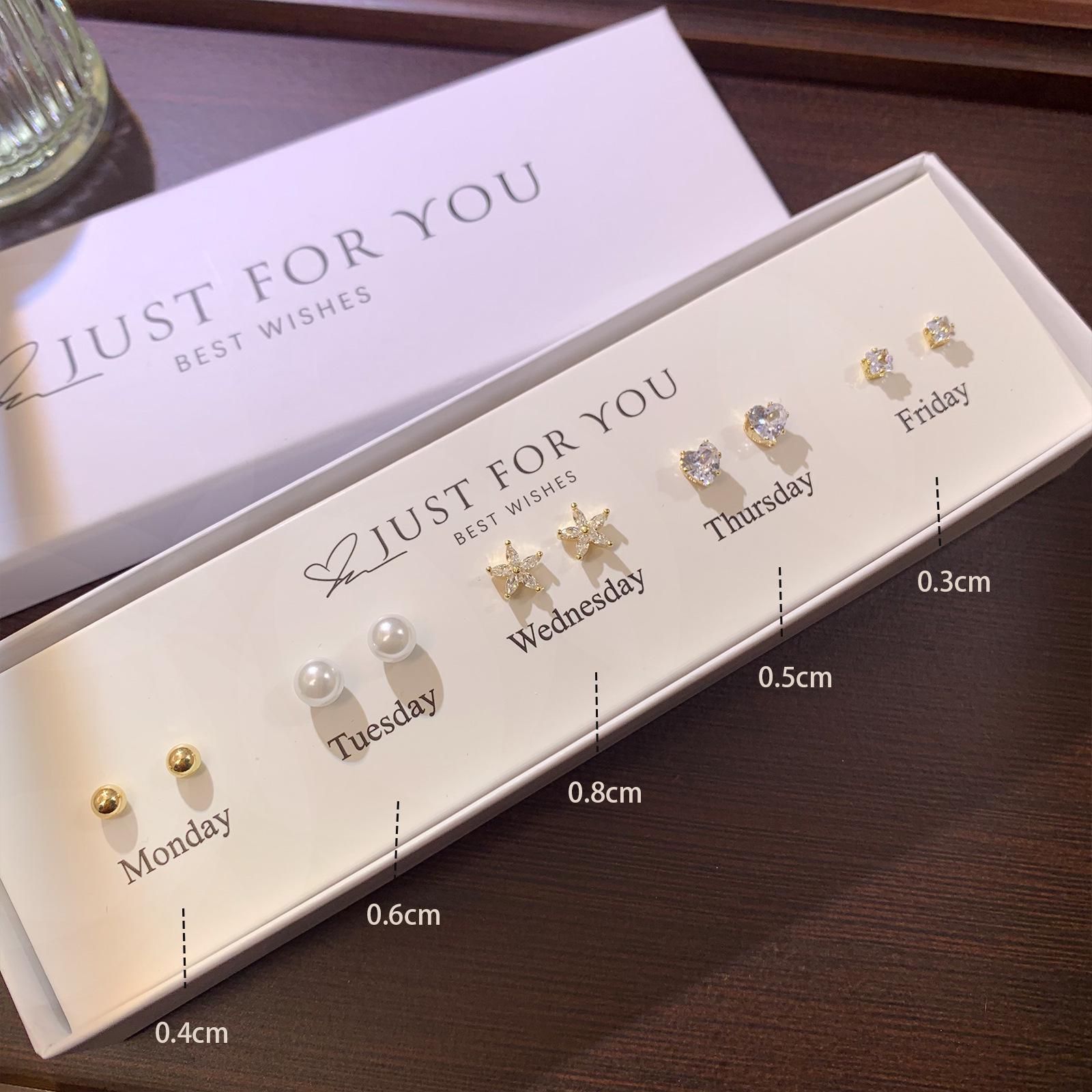 

Sterling Silver Peach Heart & Kitten Stud Earrings Set for Women - 25th Anniversary Collection Boxed