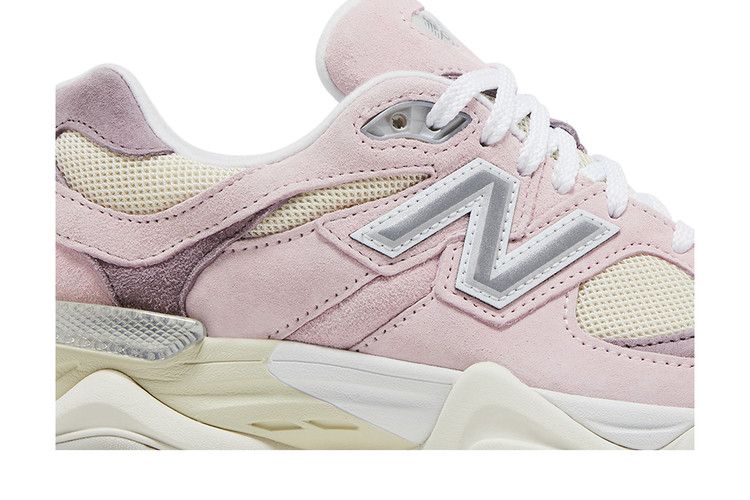 New Balance 9060 Rozen Suiker Angora