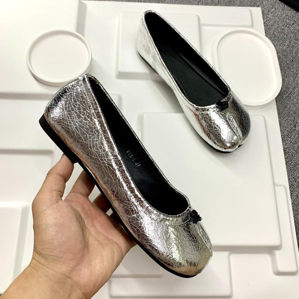 Spot second hair! Grape mother same shoes are cute and thin in summer, pig's trotters, soft soles, shallow mouth, flat soles, single shoes for women