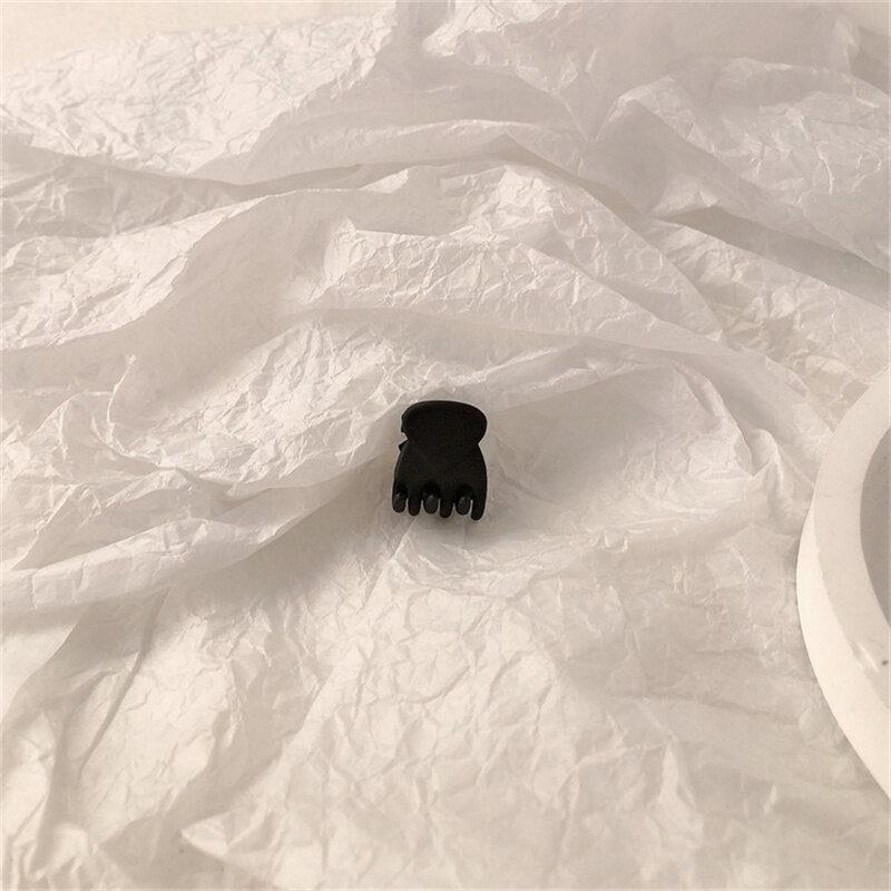 Plastic Mini Hair Clip Claw Cute Hair Clips Plastic Black Hairpin Clamp for Ladies Headwear Hair Styling
